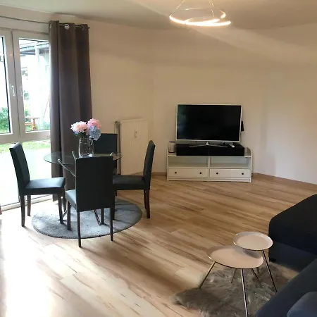 Modernes Mit Garage & Terrasse Nahe Hbf דירה בון